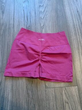 AYBL Empower Seamless Butt Scrunch Shorts Pink Size M Gym Workout Activewear